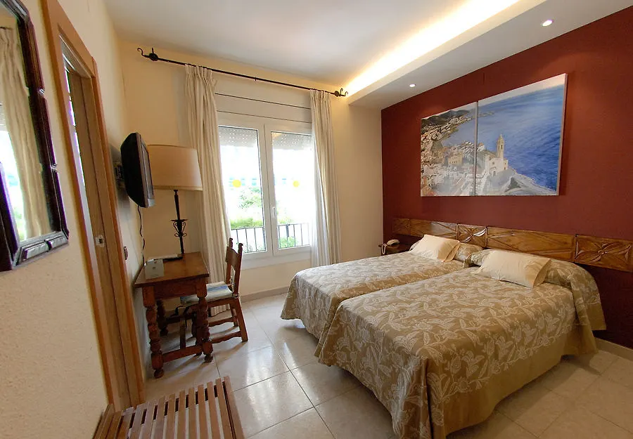 Galeon Hotel Sitges 3*,